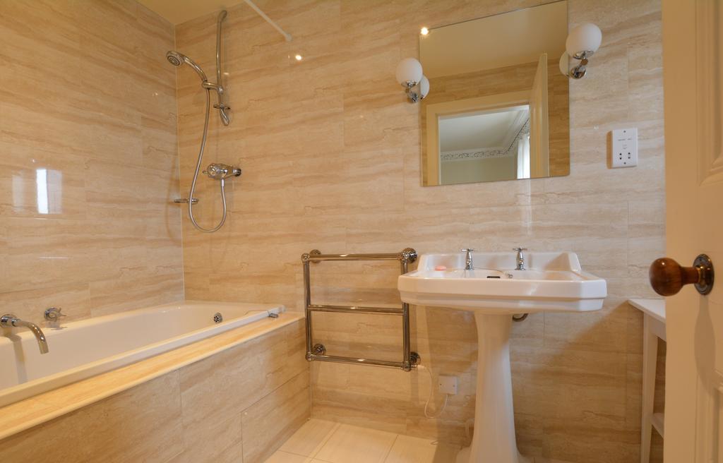 Royal Mile Elegance - Space & Luxury Apartment Edinburgh Exterior photo
